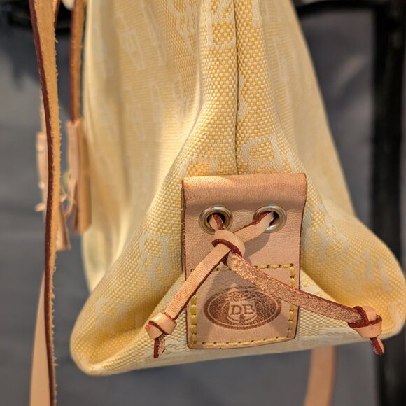 Dooney & Bourke Yellow Signature Tassel Tote Handbag Medium w/ Crossbody Strap - Picture 5 of 10